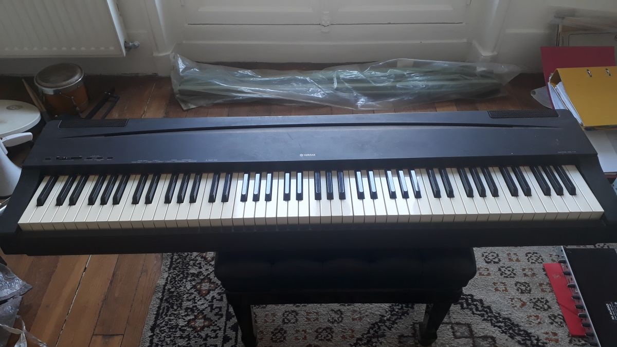 Avis Piano Numérique Yamaha P45 : comparatif, promo et réduc